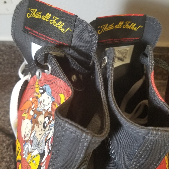 Converse Chuck Taylor All Star Looney Tunes High Top 160901F-001 Mens Size 11 - Picture 5 of 7